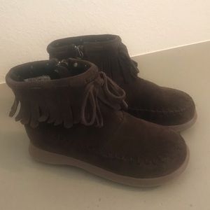 Willits Moccasin Suede Boots w/ fringe Size 11